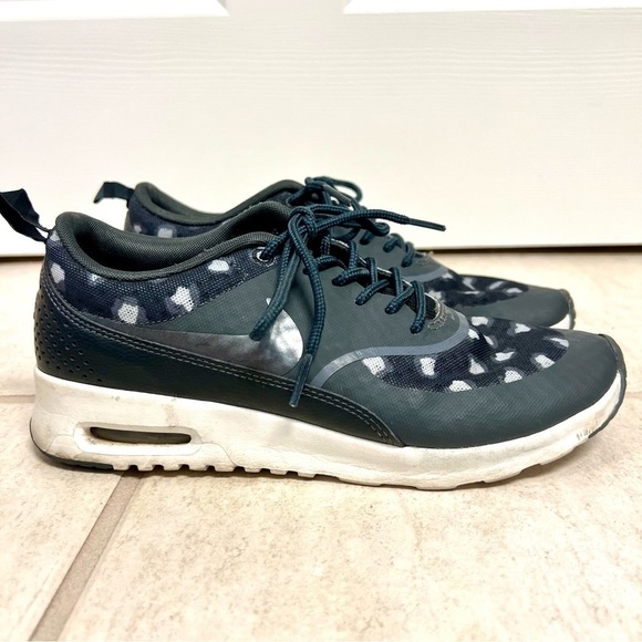Nike Air Max Thea Premium W 599408-008 shoes sneakers women’s size 7M - Picture 3 of 9